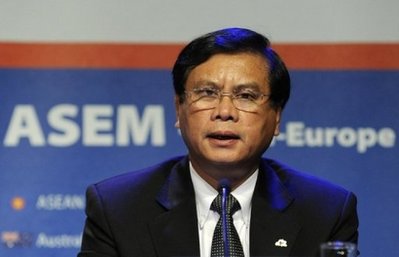 Thủ tướng Lào bất ngờ từ chức
